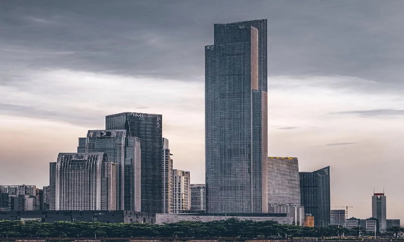 广州周大福金融中心.jpg